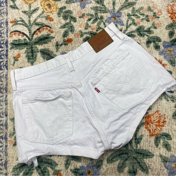 Levi’s 501 white high rise denim shorts size 29 Button Fly Premium - Picture 8 of 9
